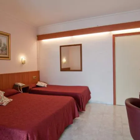 Medium Claramar Hotel 3*