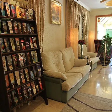 Medium Claramar Hotel