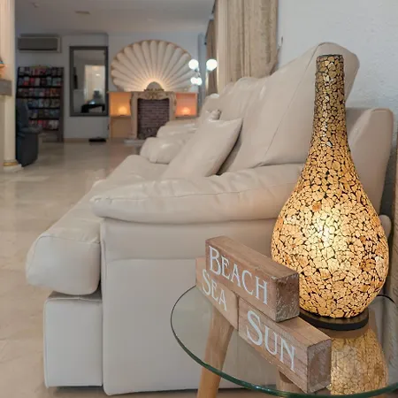 Medium Claramar Hotel