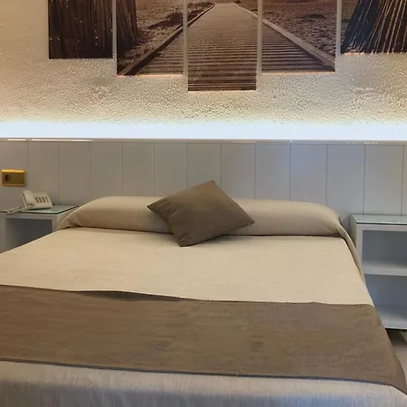 Medium Claramar Otel 3*