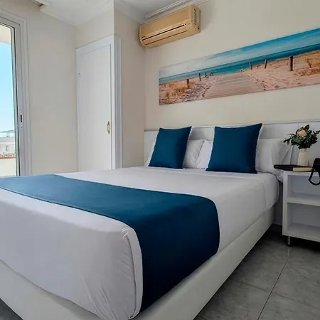 Hotell Medium Claramar 3*