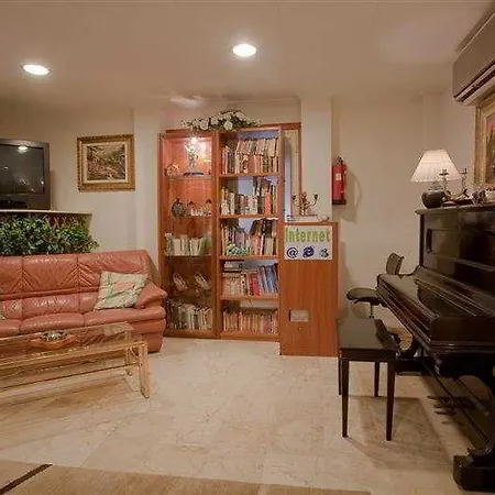 Hotel Medium Claramar