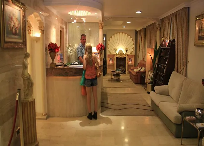 Otel Medium Claramar