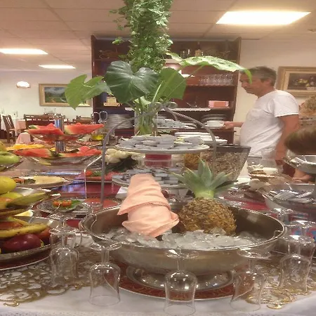 Medium Claramar Hotel 3*