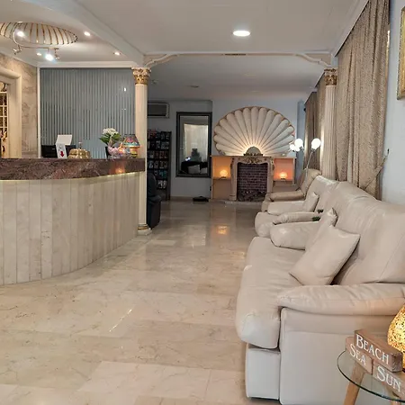 فندق Medium Claramar 3*