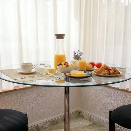 Medium Claramar 普拉加德阿罗