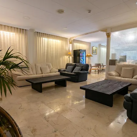 Medium Claramar Hotel 3*