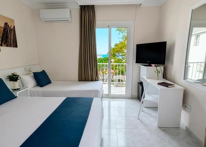 Medium Claramar 酒店 普拉加德阿罗