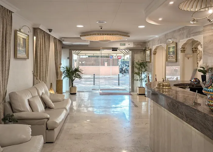 فندق Medium Claramar 3*