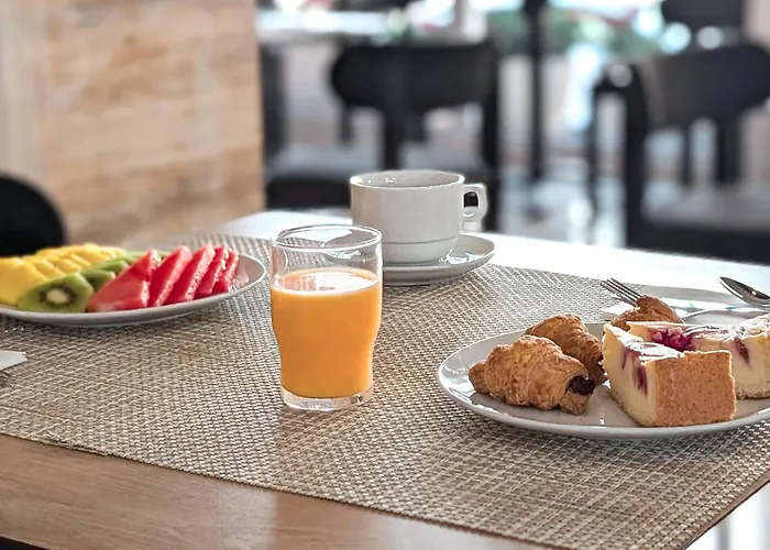 Medium Claramar Hotel 3*