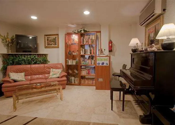 Hotel Medium Claramar